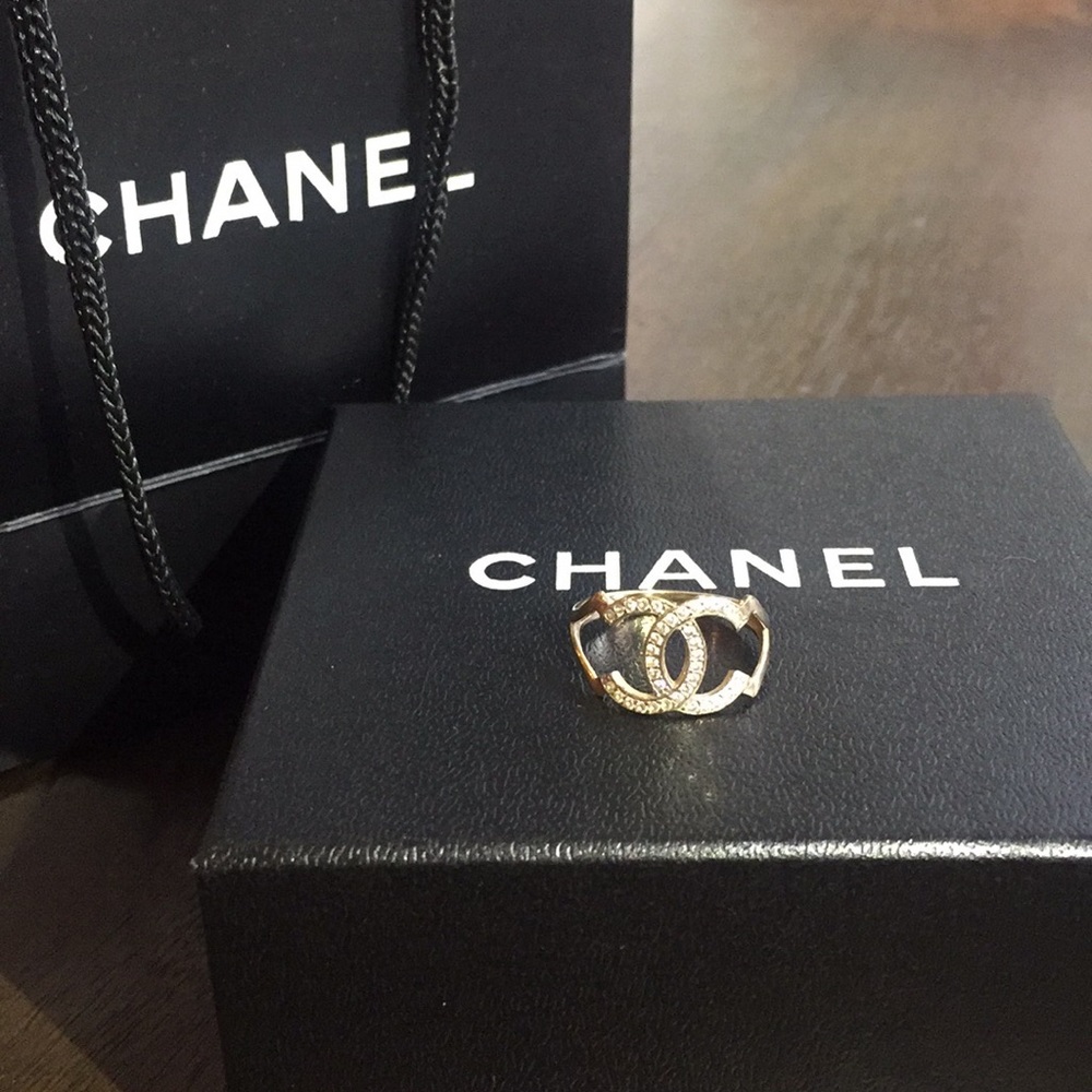 Chanel Ring 🚫🚫SOLD